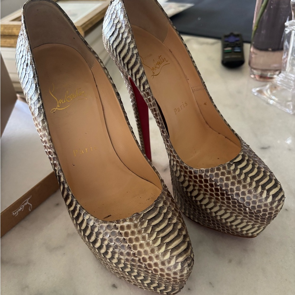 Christian Louboutin Daffodile 160 Ayers in Natural Brown